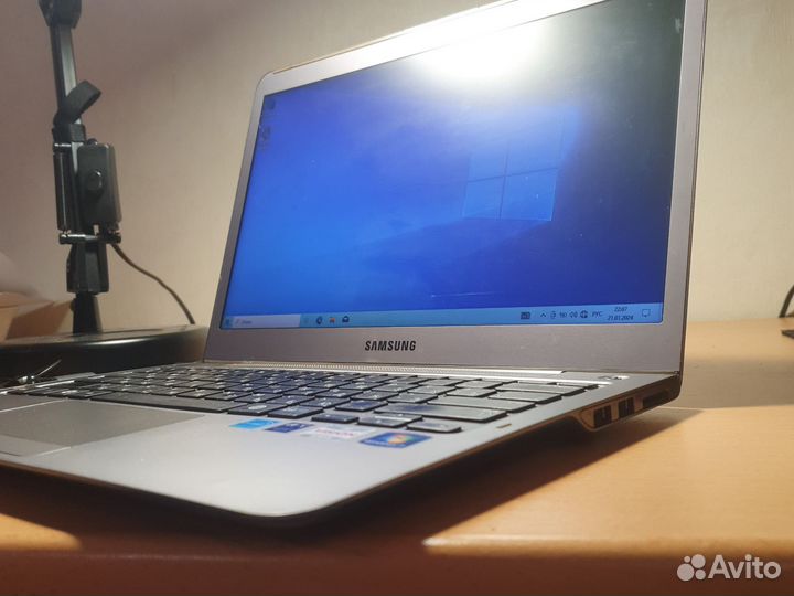 Samsung 535u amd-a4 ssd128/4гб