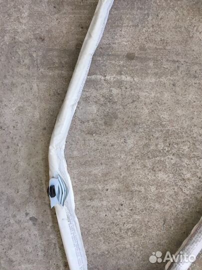 Шторка безопасности (правая) Audi A3 8P (3608)