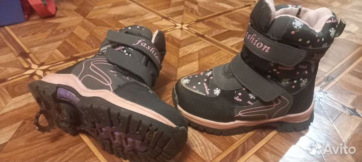 Ботинки для девочки
