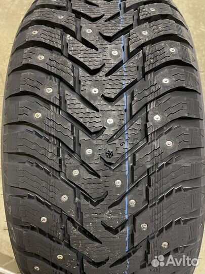 Ikon Tyres CHARACTER ICE 8 SUV 245/45 R20
