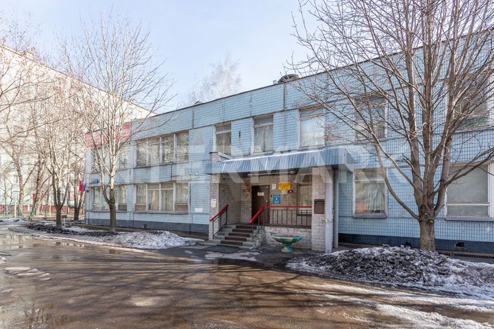 Продам здание, 1911.9 м²