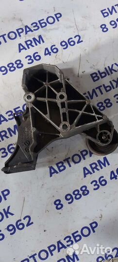 Кронштейн на Volkswagen Phaeton