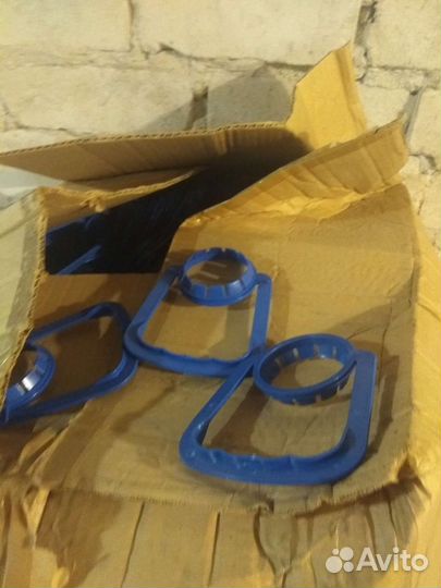 Ручки для бутылок 5 и 19 литров