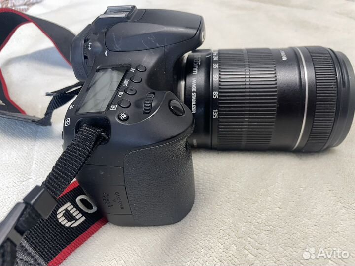 Зеркальный фотоаппарат canon 60d