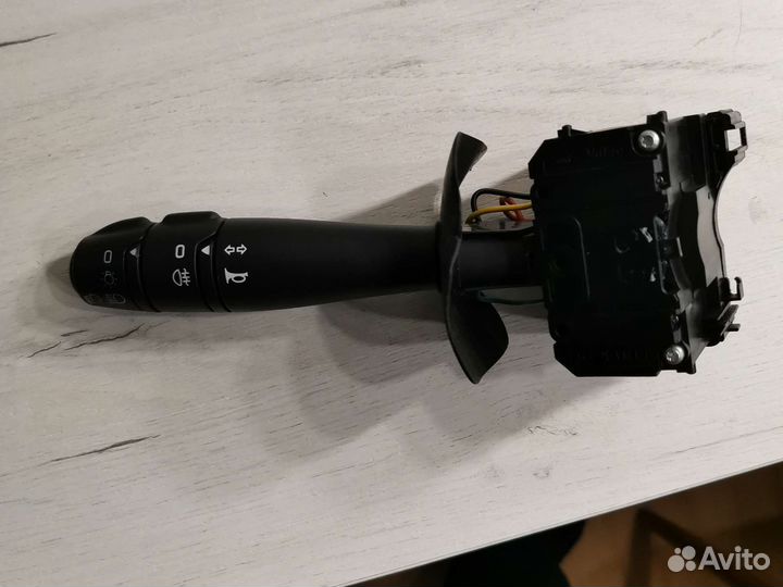 Подрулевой переключатель renault logan 1