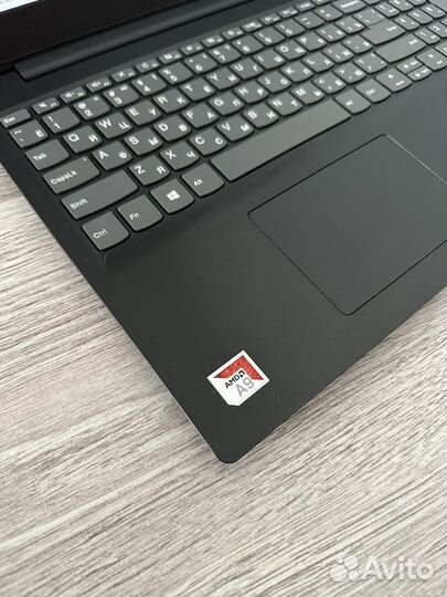 Lenovo 2020 FullHD AMD A9 9425/128 SSD