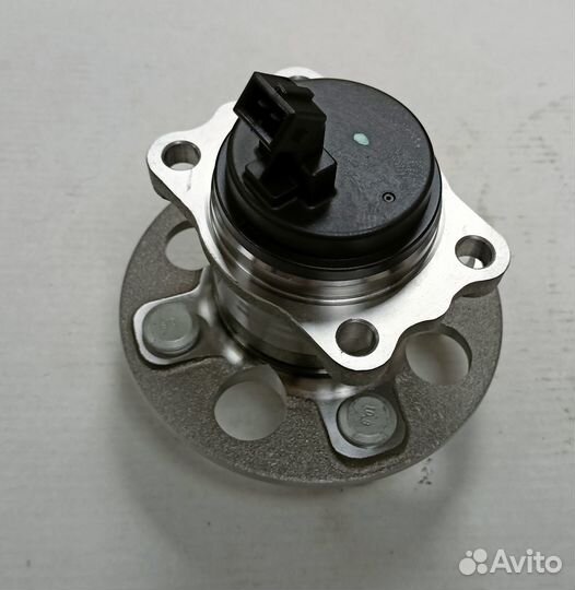 Ступица задняя с ABS Solaris/Rio 17