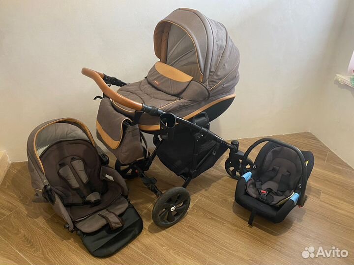 Коляска 3 в 1 Tutis Mimi Style