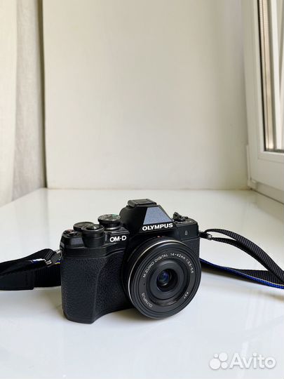 Olympus om d e m10 mark iii