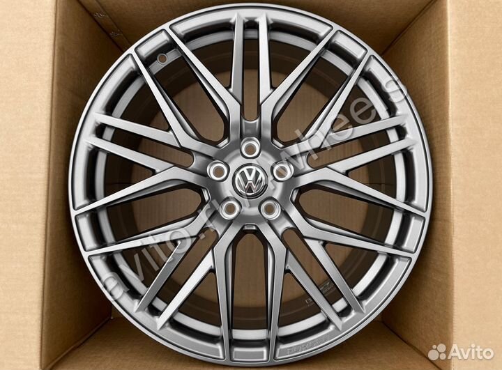 Кованые диски VW Touareg R20 наличие