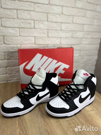 Nike dunk high retro