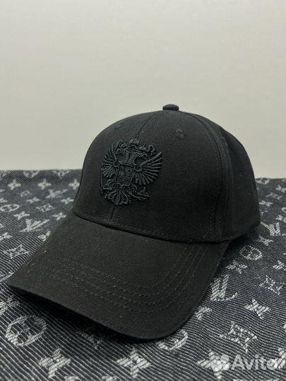 Крутая бейсболка с гербом России