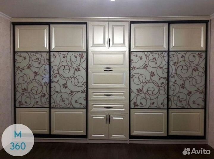 Черный шкаф