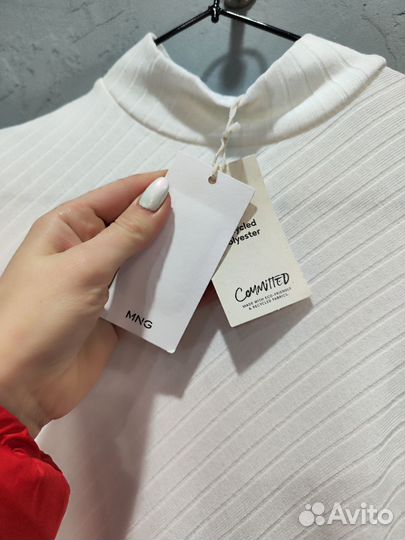 Водолазка mango m