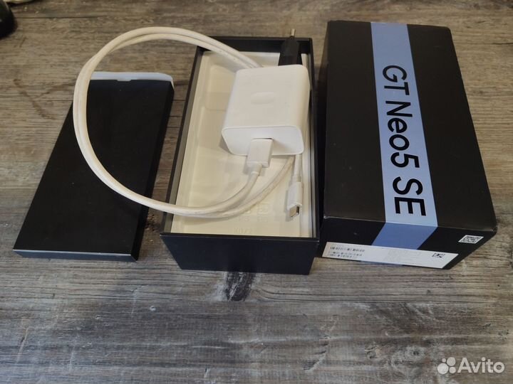 realme GT Neo 5 SE, 12/256 ГБ