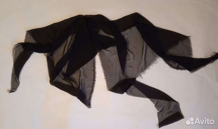 Кусочки ткани для рукоделия