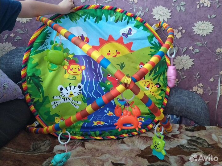 Развивающий коврик