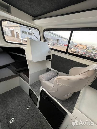 Катер Krasboat в комплекте с мотором