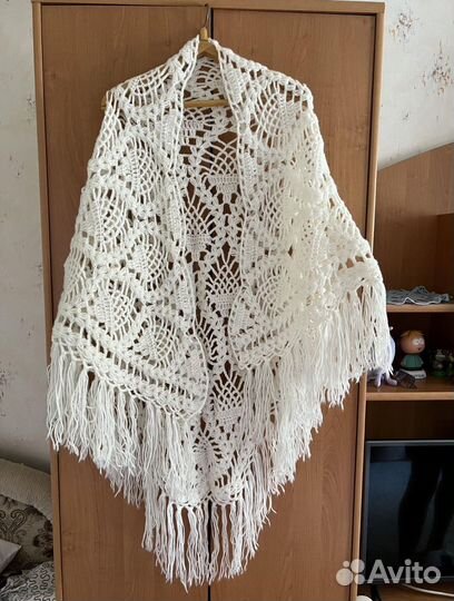 Шаль шерстяная