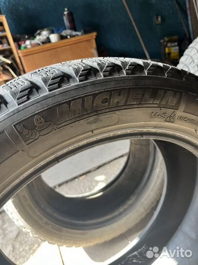 Michelin X-Ice North 225/50 R17
