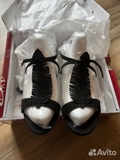 Туфли женские 36 размер