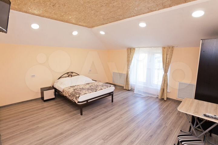 Комната 15 м², 2/2 эт.