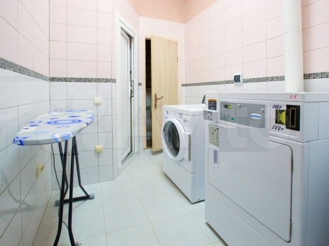 Комната 28 м², 1/9 эт.