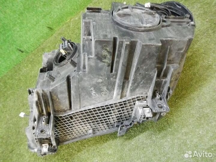 Фара правая BMW X5