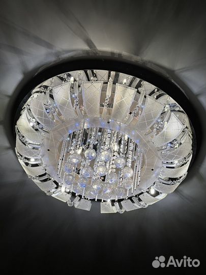 Люстра потолочная