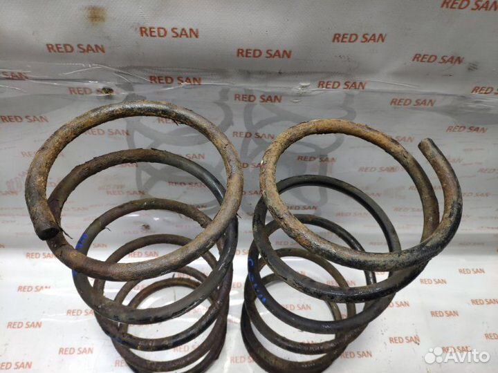 Пружина подвески задняя Mitsubishi Pajero Sport