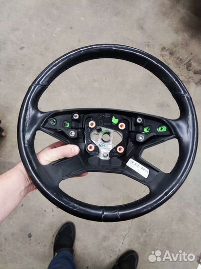 Руль mercedes ml w164 с лепестками