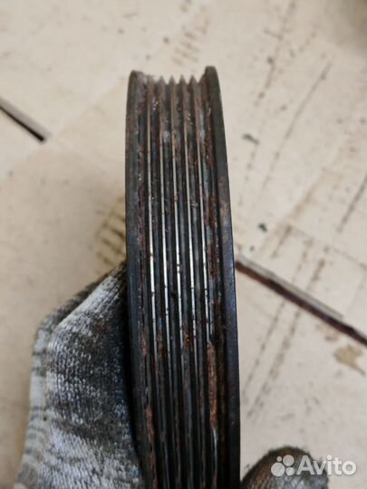 Шкив насоса гур Ауди 100 C4