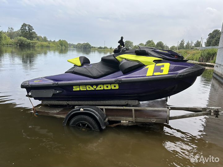 Гидроцикл BRP RXP