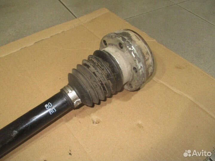 Полуось передняя левая Skoda Fabia 2 (5J)