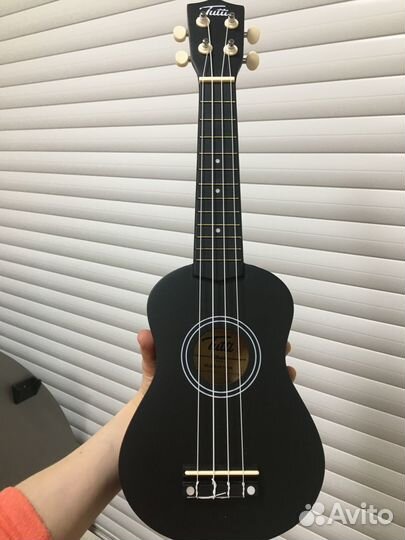 Укулеле черная, сопрано tutti JR BK (Новая)