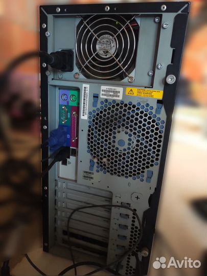 Сервер HP Proliant ML310