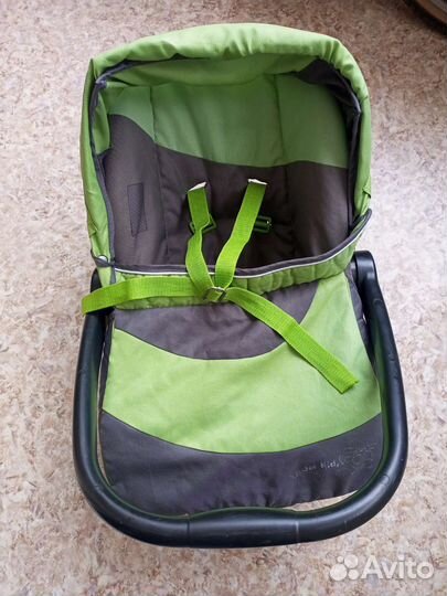 Переноска для детей в машину