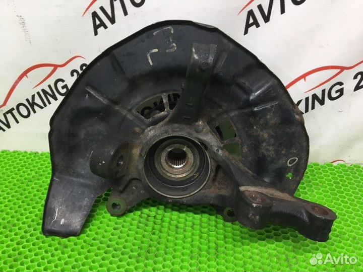 Ступица передняя левая Toyota Harrier MCU35 1MZ-FE