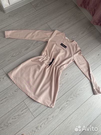 Платье на девочку 146