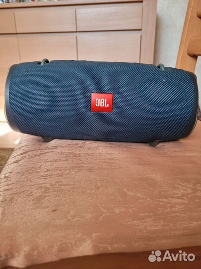 Портативная колонка jbl xtreme2