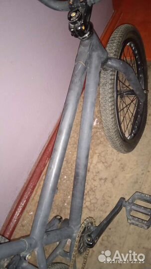 Трюковой велосипед BMX