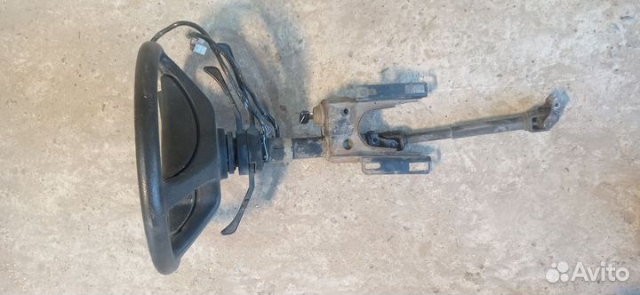 Рулевая колонка,руль,подрулевые переключатели