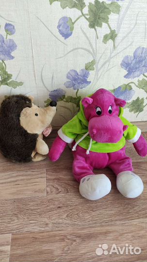 Игрушки бегемот и ежик