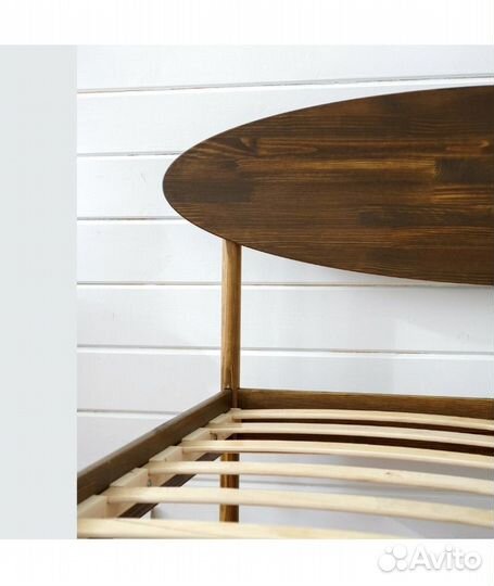 Деревянная кровать 160