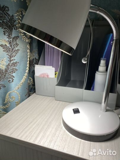 Лампа настольная