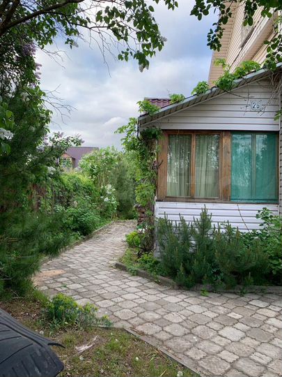 Дом 250 м² на участке 20 сот.