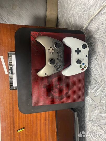 Xbox one s gears of war4 2tb