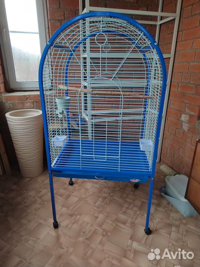 Клетка для крупного попугая