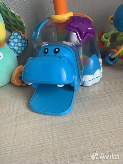 Развивающие игрушки для малышей