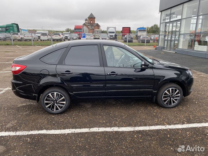 LADA Granta 1.6 МТ, 2023